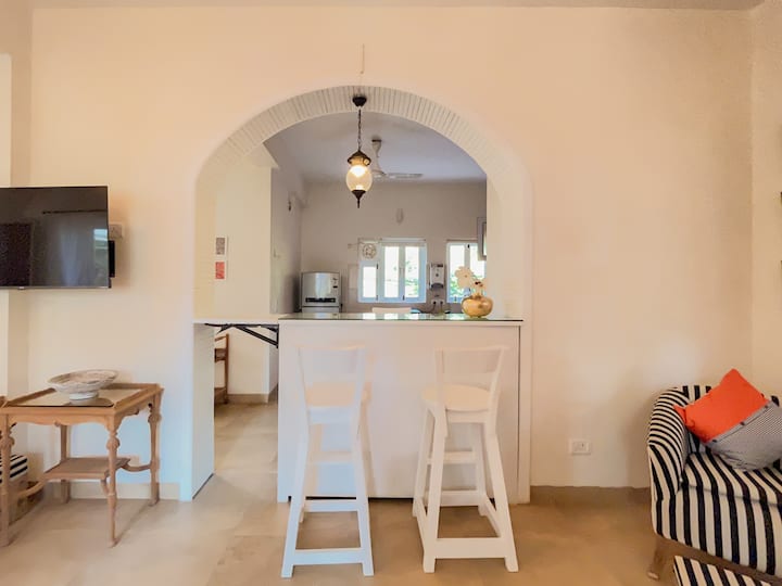 Living room image 1
