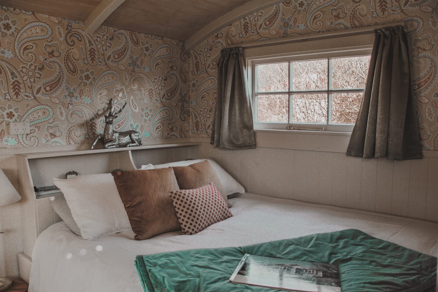 The Shepherds Hut With Farmland Views Fox Glacier 3