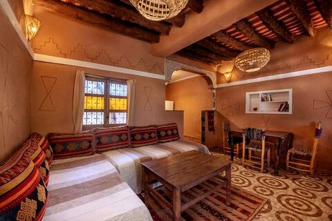 Berber cottage in the oasis with swimming pool