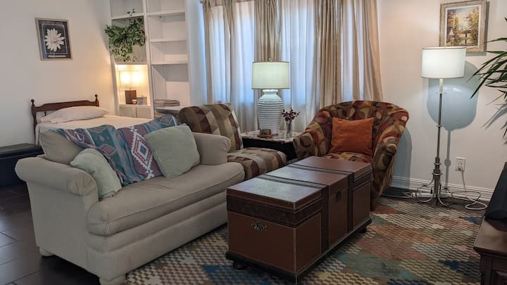 Peace & Quiet In Paradise Hills - 3 Night Minimum - Rio Rancho, NM