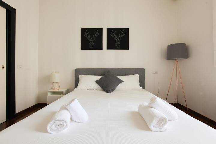 Porta Venezia, Luxe 3BR I Hacca Collection gallery image 3