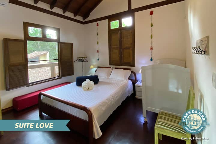Suite Love: 1 cama queen y 1 cuna (aire acondicionado) 