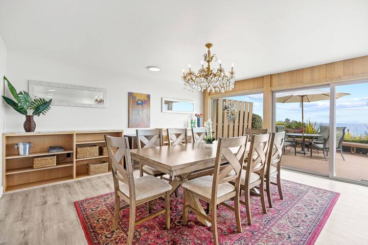 Relaxing Oceanfront Home just Minutes to Beaches gallery image 4