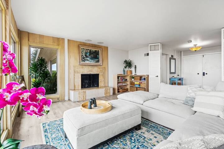 Relaxing Oceanfront Home just Minutes to Beaches gallery image 5