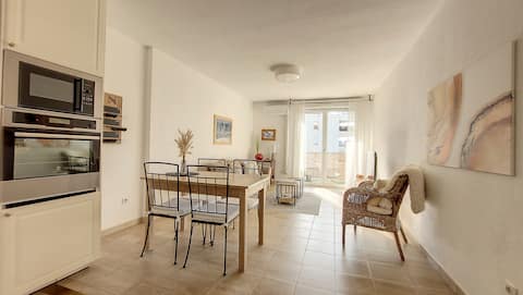 Top Airbnb: Very nice two rooms Port Marianne à Port Marianne