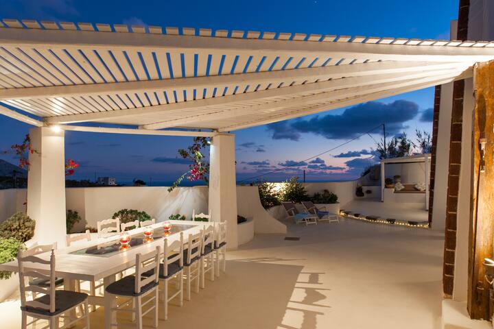 Spacious Luxury Private Villa – Pool – Ocean Views gallery image 5