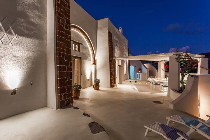 Spacious Luxury Private Villa – Pool – Ocean Views gallery image 2