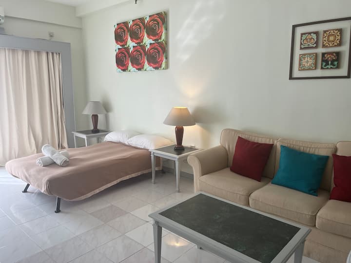 Divan Krevat në zonën e ndenjjes