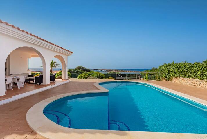 First Sea line Villa. Villa Binicasal