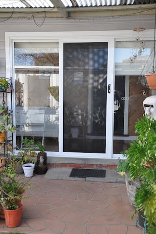 listing_image