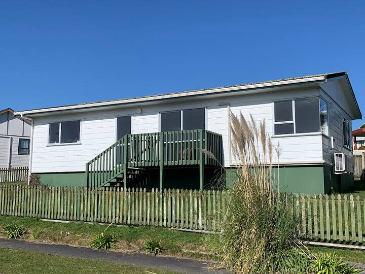 Comfortable 2 bedroom house close to City Centre Houses for Rent in