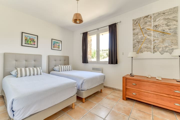 CHAMBRE 2