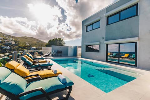 Villa Vijoux Luxury, Modern OceanView 8 Bedrooms