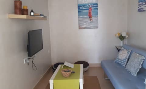 Anuncio de Airbnb popular: La Antilla Beach Apartment en Huelva