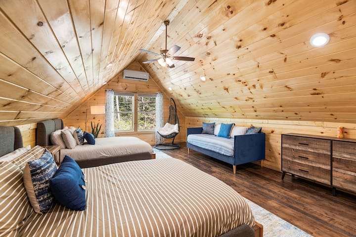 Loft -两张标准双人床+日光浴床