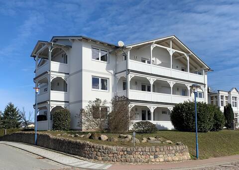 Villa Fernsicht modern apartment, close to the beach, balcony