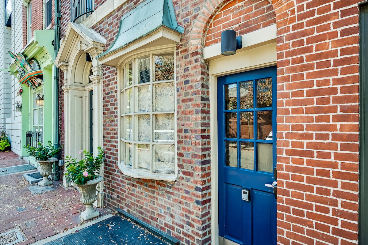 Old City Apt