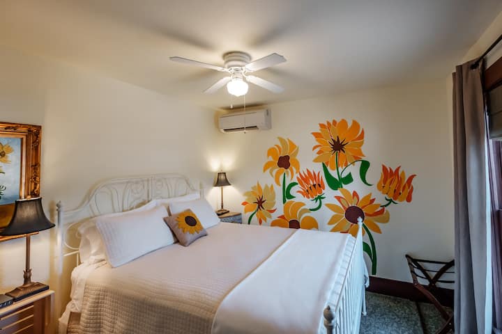 غرفة دوار الشمس - سرير بحجم وسط