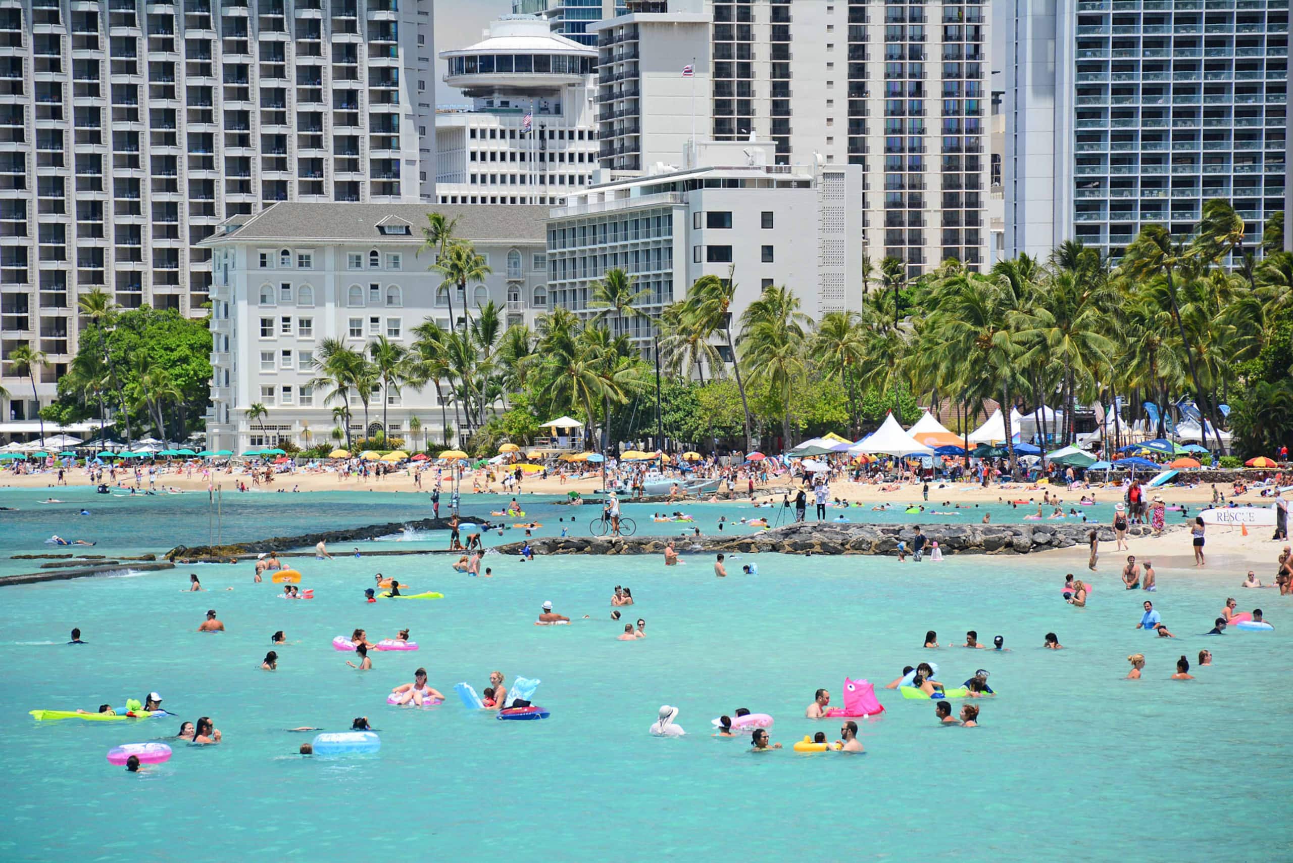 Condo in Honolulu · ★4.63 · 1 bedroom · 2 beds · 1 private bath - Image 24