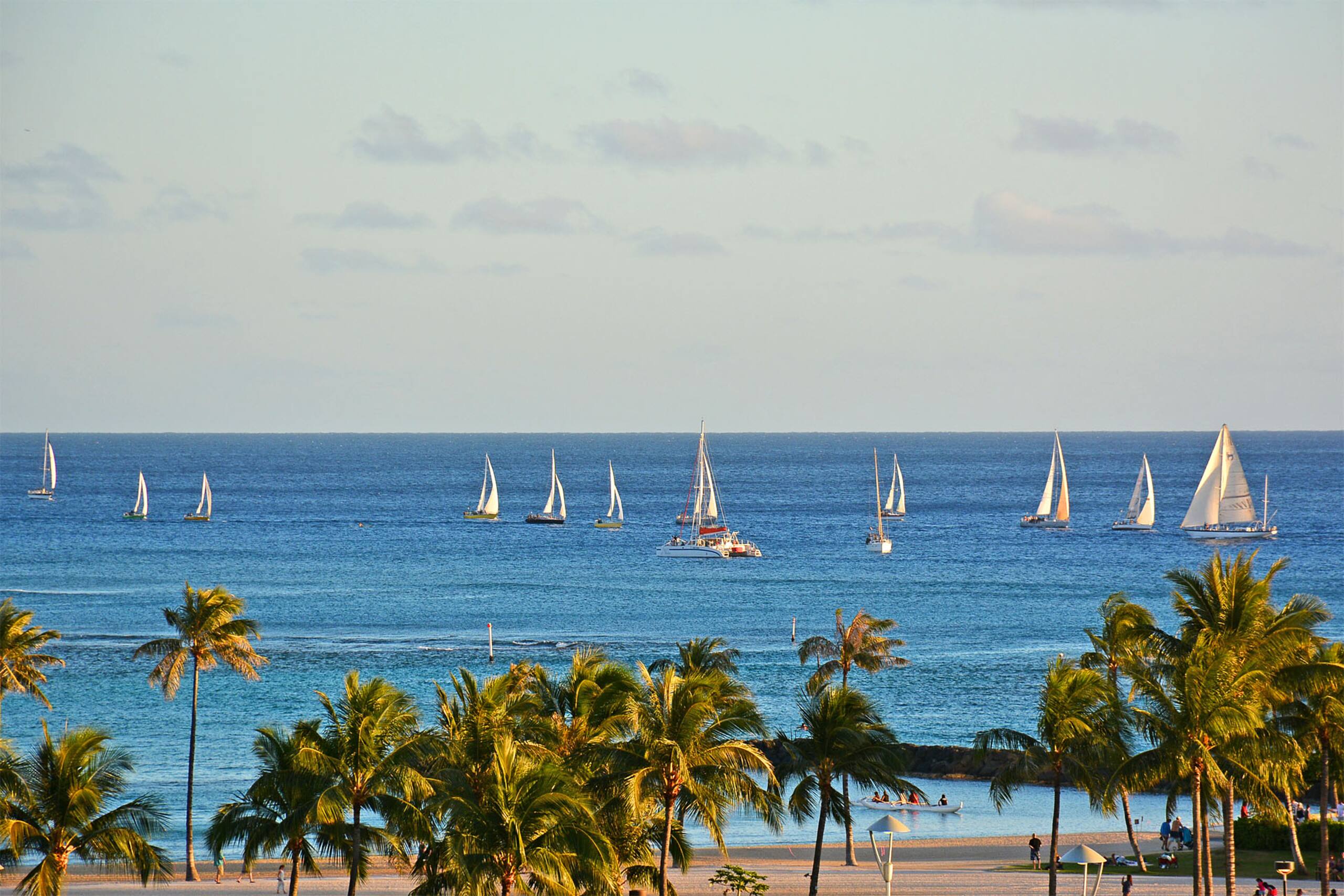 Condo in Honolulu · ★4.8 · 1 bedroom · 2 beds · 1 private bath - Image 18