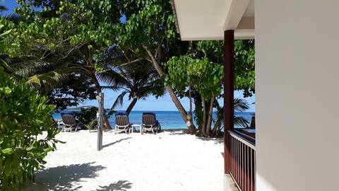 Beach side hideaway in total tranquility free wifi