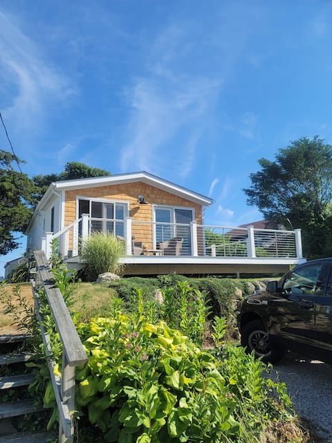 Great Island Water View Cottage