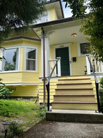 Central District Gem gallery image 2