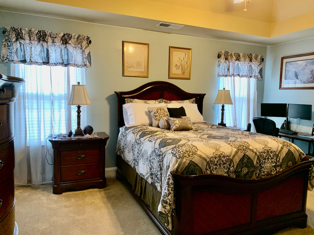 Втора спалня - кралица