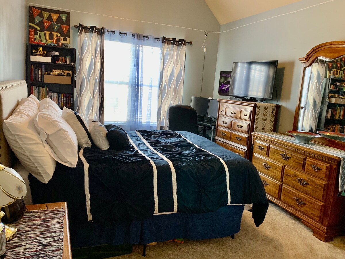 Трета спалня - Queen