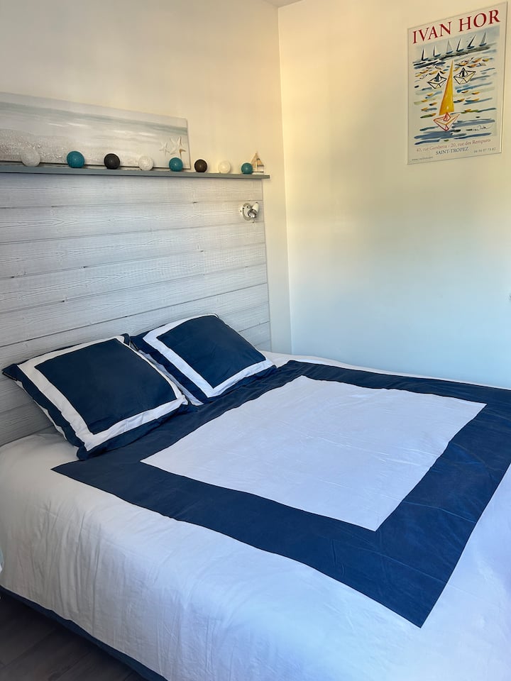 Camera da letto- versione letto matrimoniale