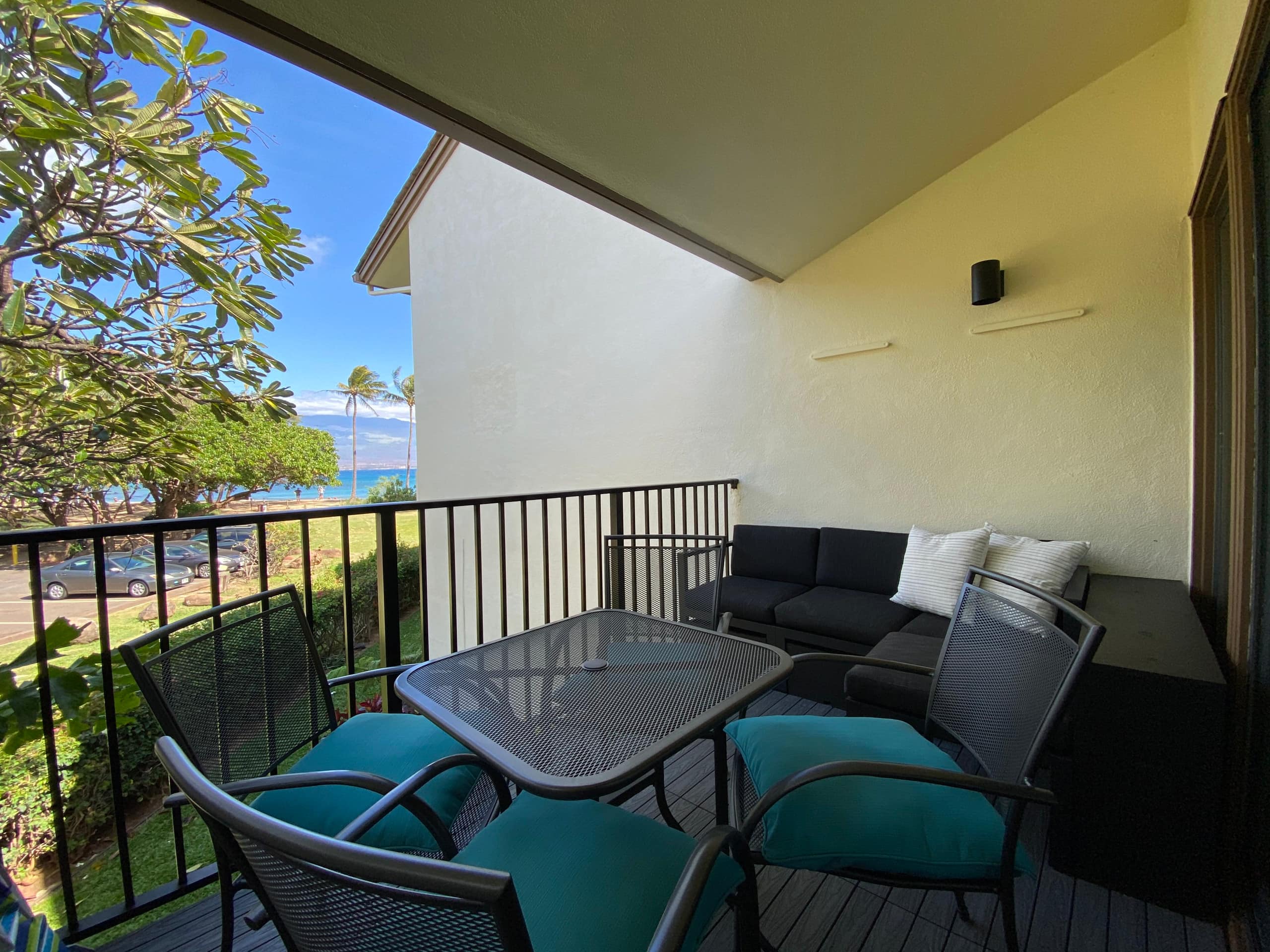 Condo in Wailuku · ★4.93 · 2 bedrooms · 3 beds · 2 private baths - Image 29