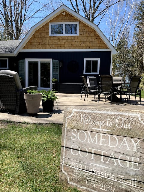 Point Clark Lakefront Getaway