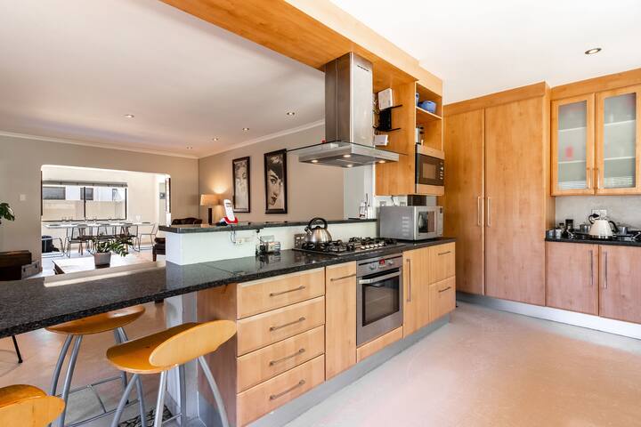 Casa La Robertson gallery image 2