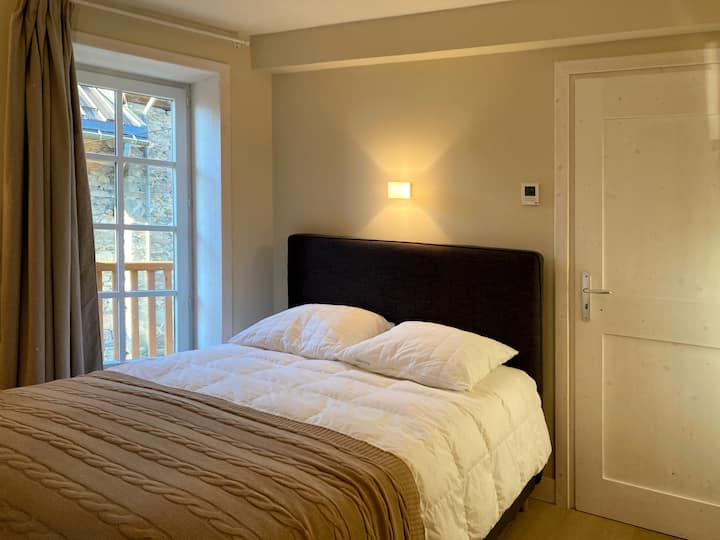 Bedroom 1 - double bed . Two balconies /double bed two balconies