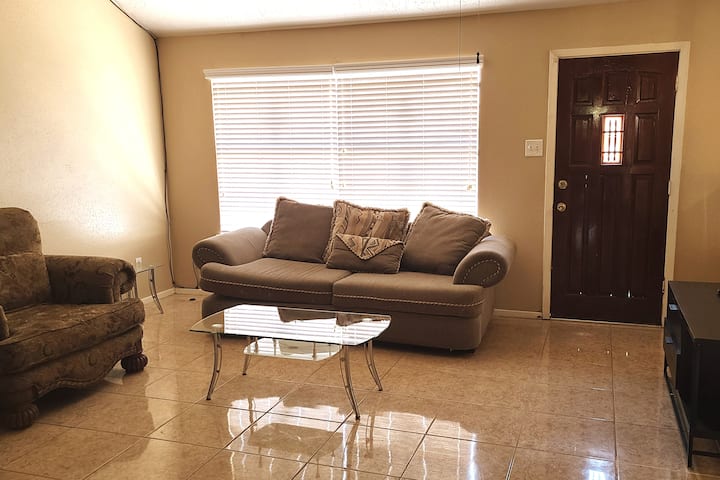 Nice & Clean Rooms In Good Area - Stafford, TX