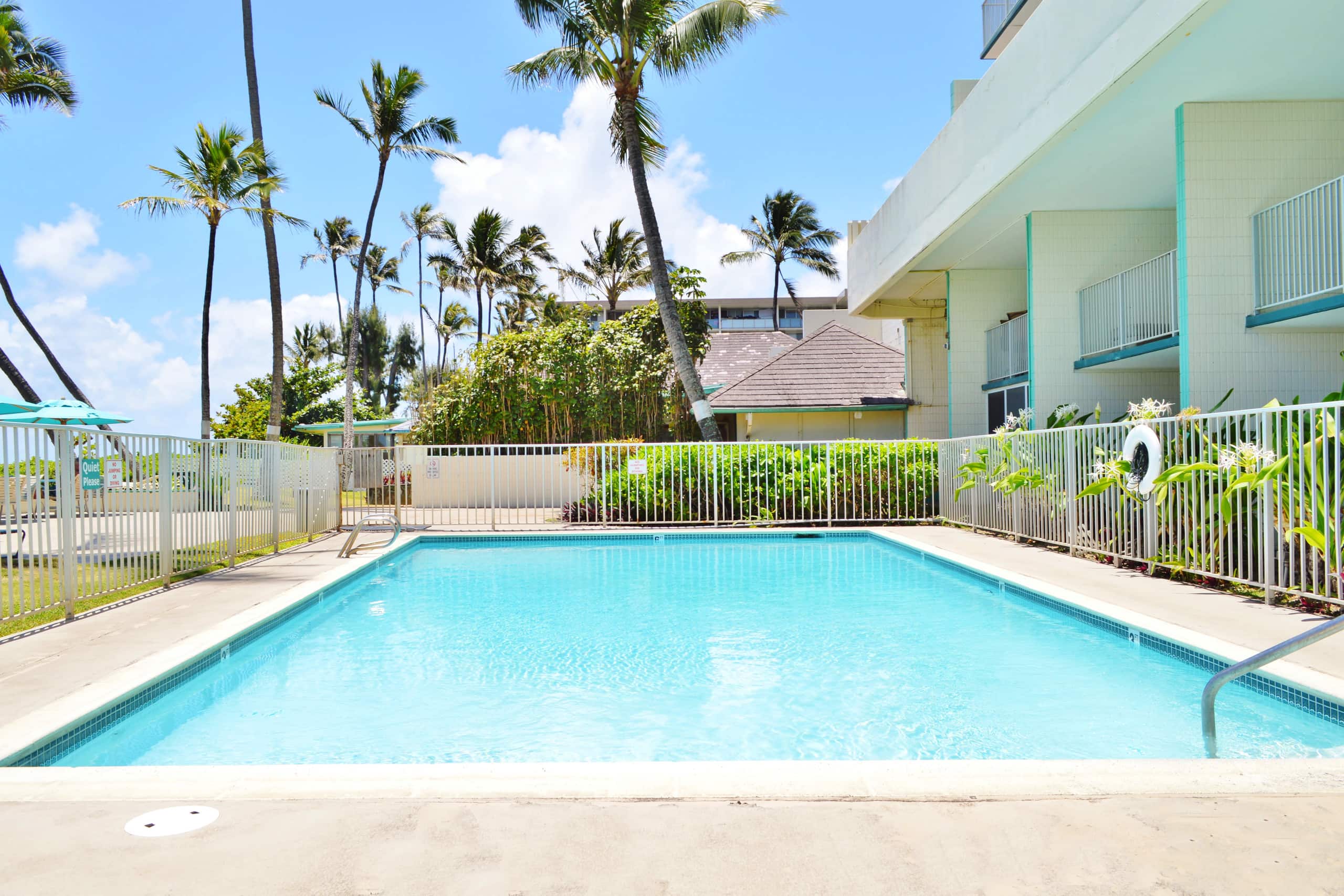 Condo in Hauula · ★4.76 · Studio · 4 beds · 1 private bath - Image 21