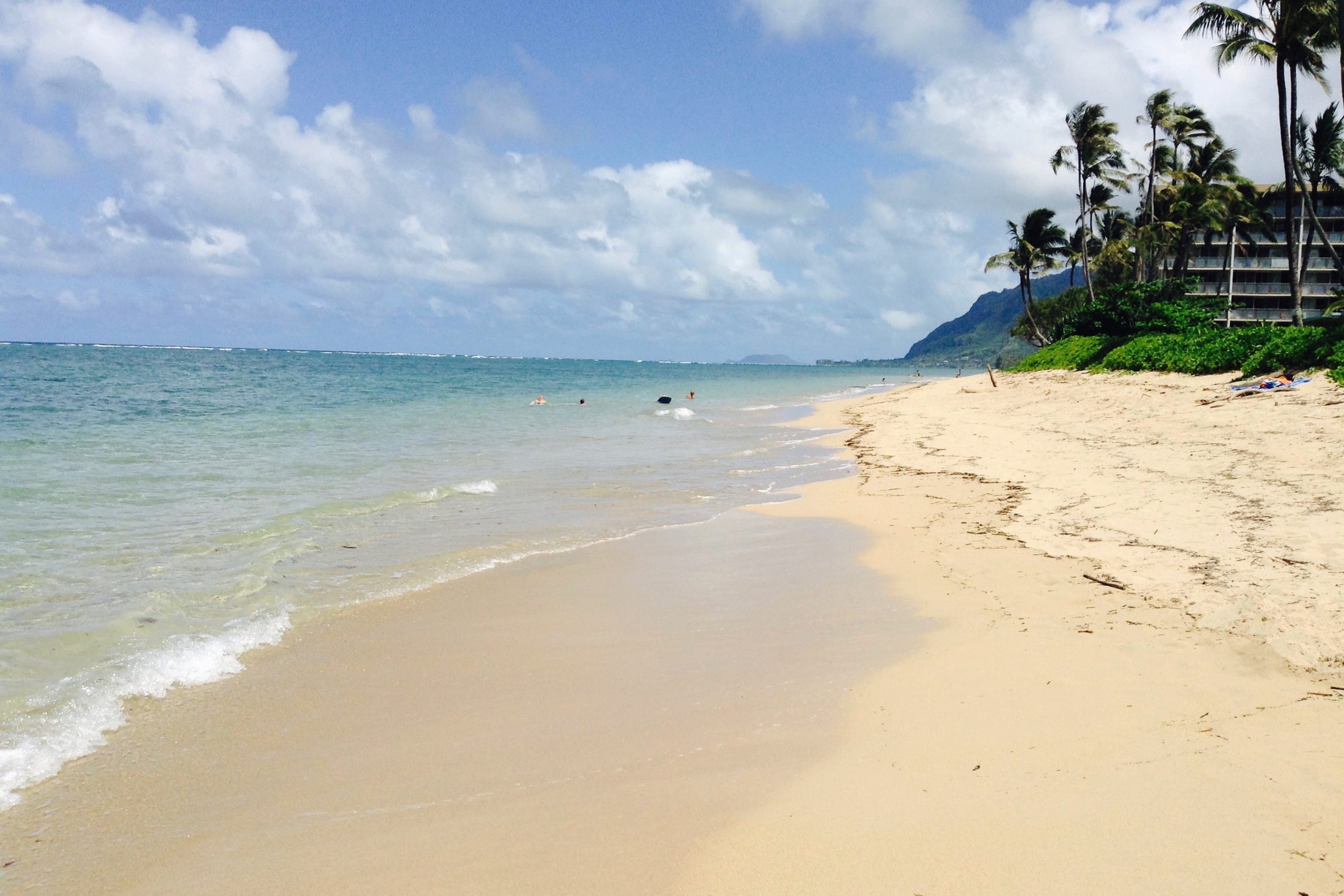 Condo in Hauula · ★4.76 · Studio · 4 beds · 1 private bath - Image 2
