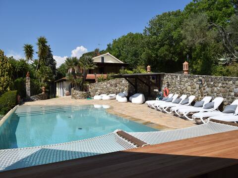 Villa Le Agavi, Scarlino
Relax with pool in Sale