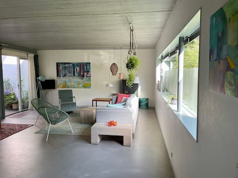 Successful Airbnb property: Very nice studio near the center of Nijmegen in Gelderland