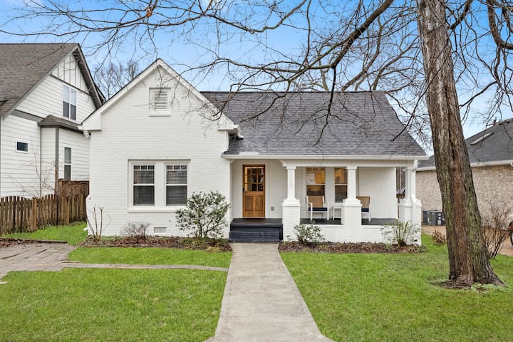 Timeless Charm: Top-Rated Since Airbnb’s Start