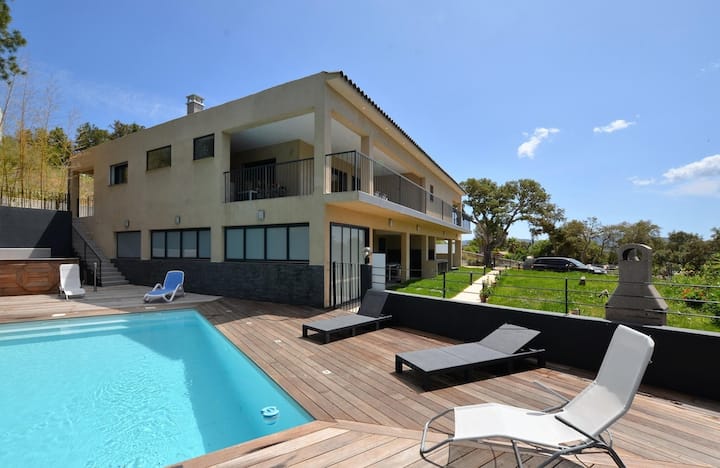 Casanota Haut De Villa 200m2 Avec Piscine Privée - Santa Giulia