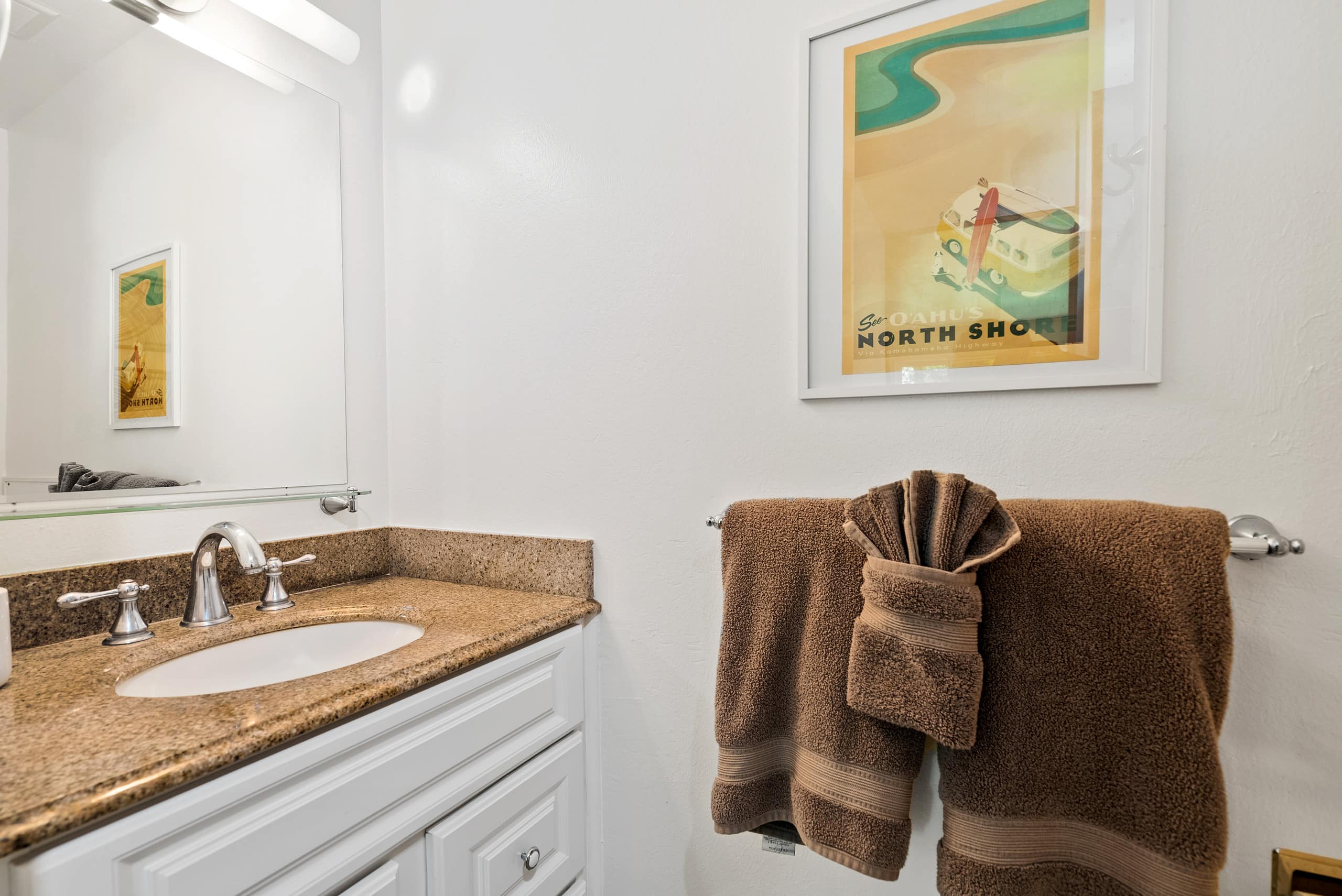 Condo in Kahuku · ★4.82 · 1 bedroom · 2 beds · 2 private baths - Image 11