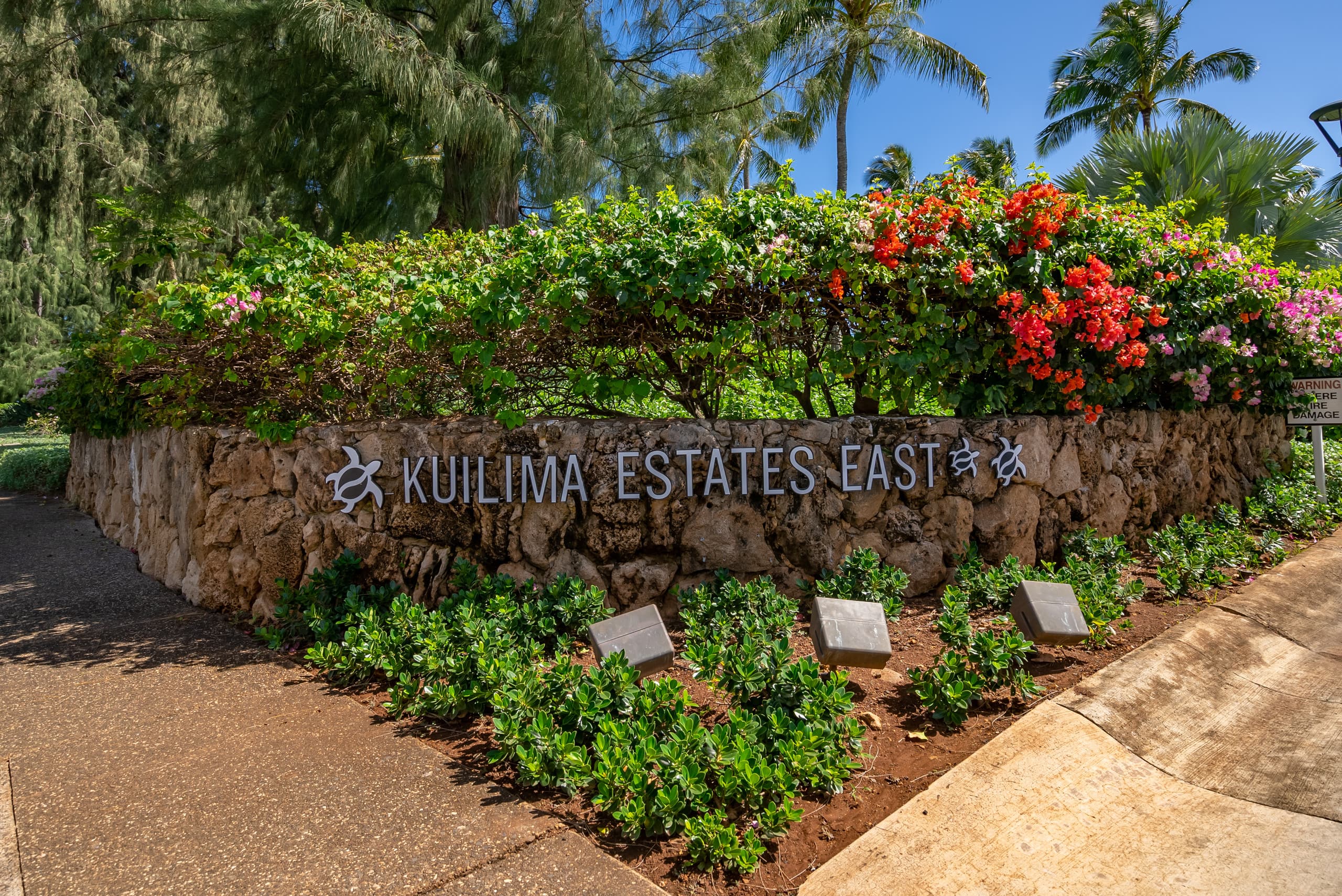 Condo in Kahuku · ★4.82 · 1 bedroom · 2 beds · 2 private baths - Image 16