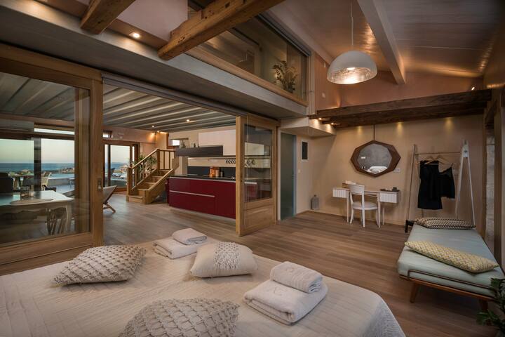 Penthouse Suite with Spa Bath, Terrace & Sea View gallery image 3