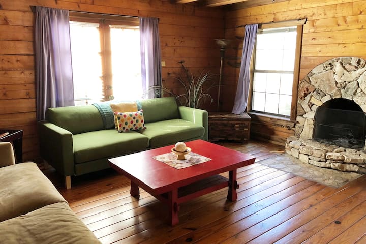 Secluded Log Home | Pool, Views On 4.5 Acres - Wimberley, TX
