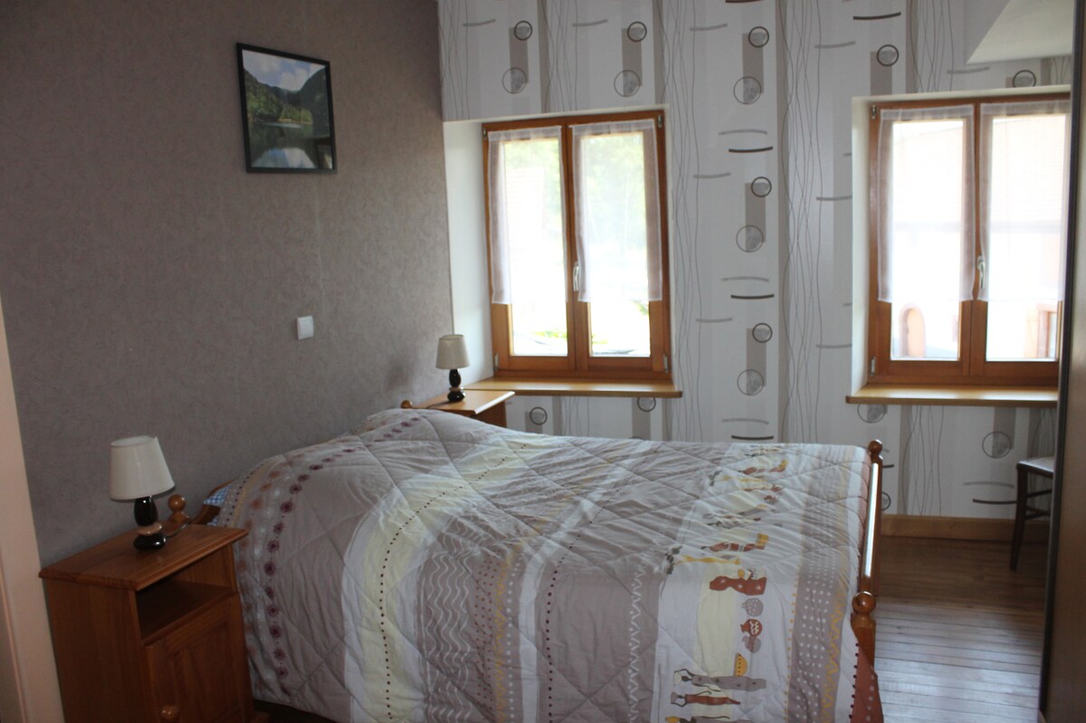 ห้องนอนที่ 5 ชั้นบน