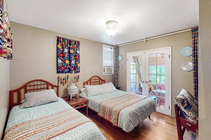Third bedroom with one single and one doule
