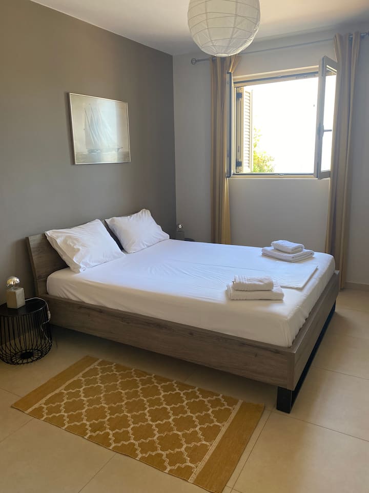 Double Bedroom No1