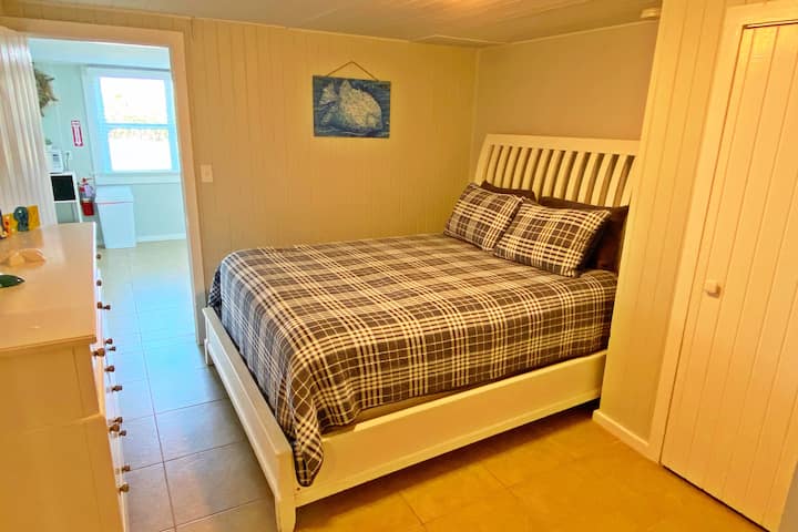 Პირველი სართული Queen საძინებელი #3