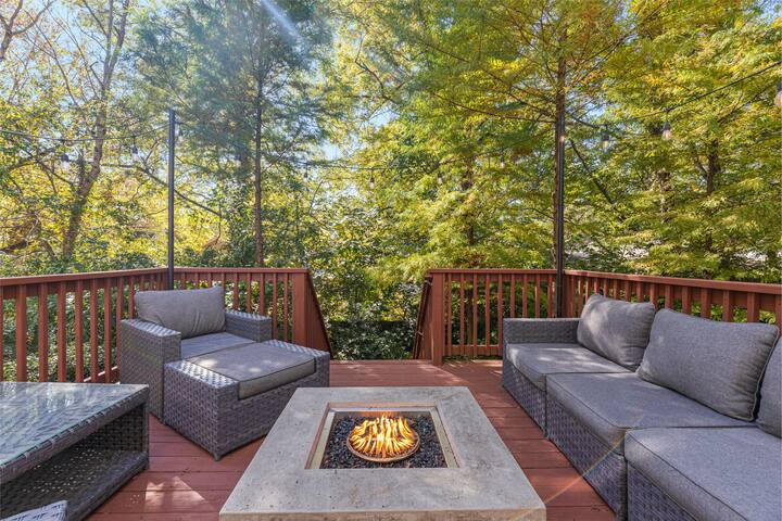 Beautiful Home in Heart of Music City! gallery image 4